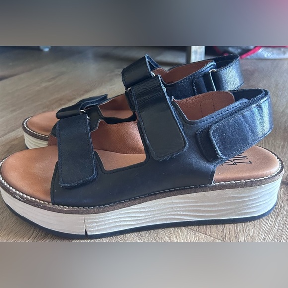 Miz Mooz Leather Adjustable Sport Sandals Violetta Black Size 41 - Picture 6 of 10